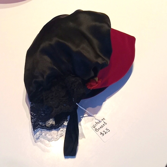 Handmade Victorian style Gothic Halloween  scary Baby infant bonnet - Picture 2 of 6